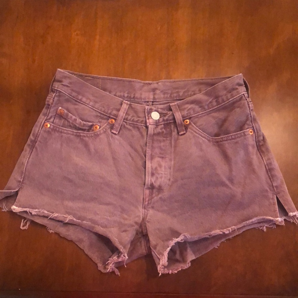 Levi’s 501 plum shorts